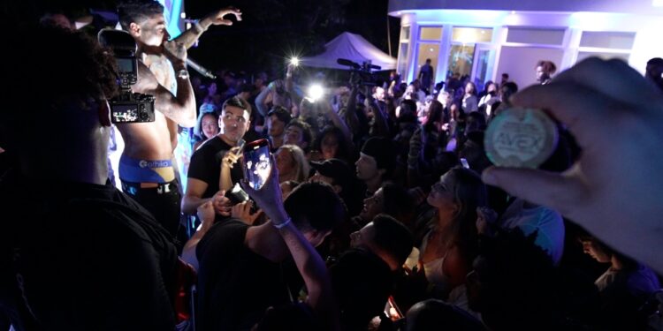 #AVEX4LIFE LAUNCHES: SOCIAL MEDIA ELITES JOIN FORCES WITH AEVOLVE ON PRIVATE ISLAND VIP MANSION PARTY IN MIAMI